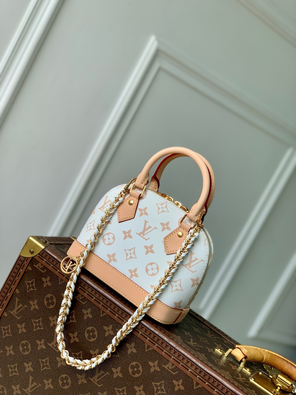 Louis Vuitton Nano Alma