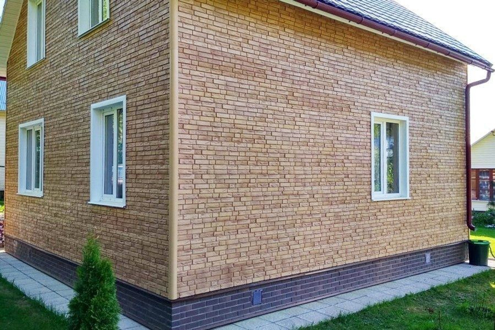 Фасадная панель Демидовский кирпич Янтарь 0,45 м2