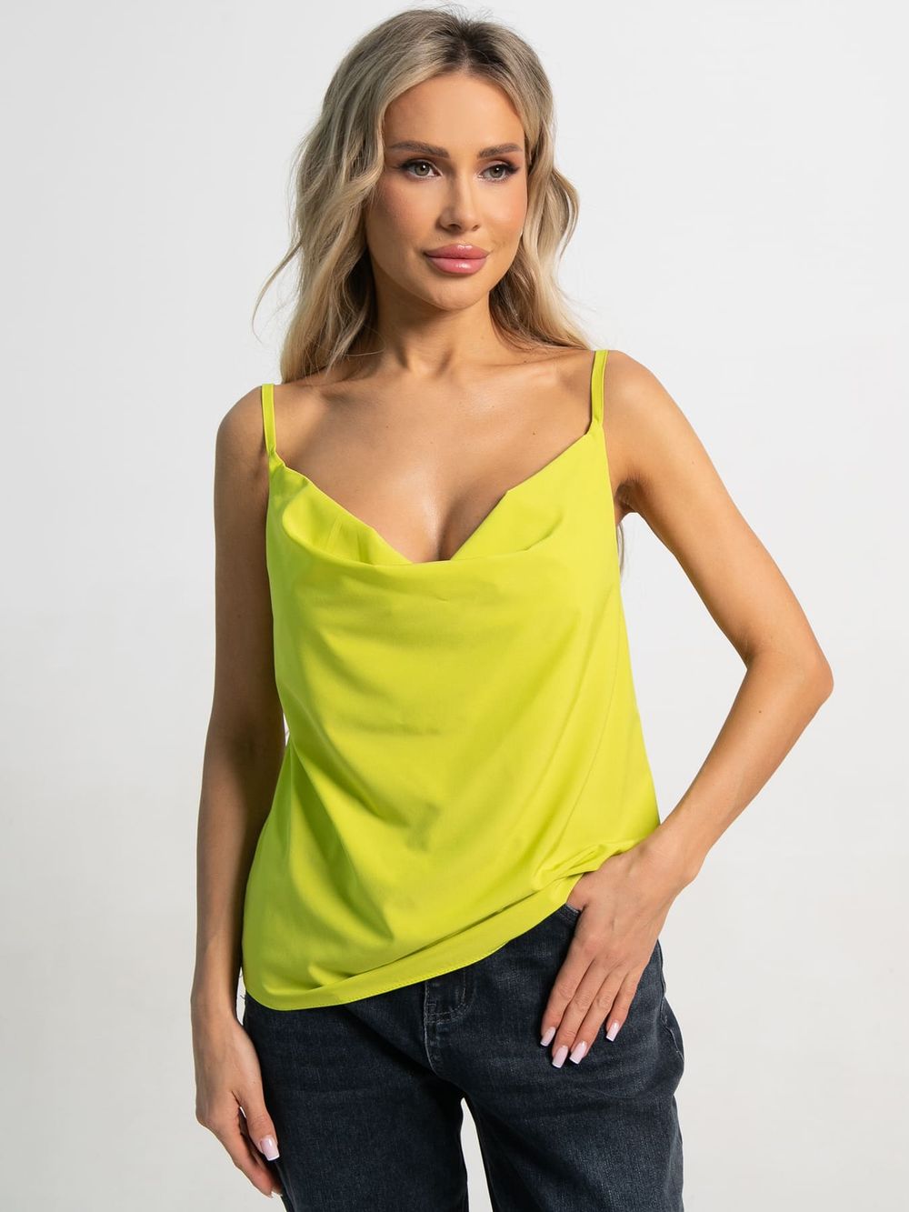 Топ Легкий штрих (лайм) Б15572-33М LT Collection