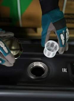 Генератор бензиновый Электрический Electrolite 777 ( 4.875 кВа полная мощность , 220 В, 3 / 3.5 кВт, 7 л.с, РУЧНОЙ СТАРТЕР ) электрогенератор 3квт Electrolite рамочный