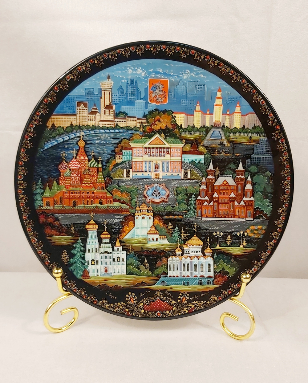 Тарелка " Москва" с росписью Палех в подарочном футляре