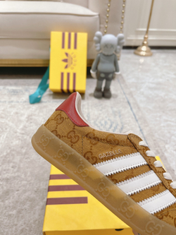 Gucci Adidas Gazelle Sneaker