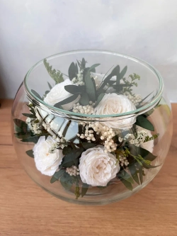 натуральные пионы в стекле, вакуум*