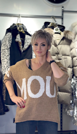 Свитер MOU — мягкость, oversize
