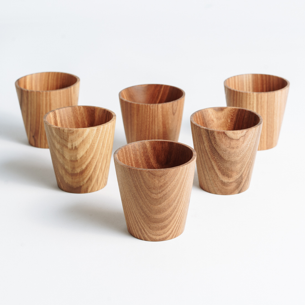 Набор деревянных рюмок (стопок) из древесины вяза (карагач). R18