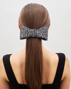 Бант-бабочка из серебристой травки