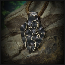 Кулон- подвеска "Инстинкт" авторская работа , латунь