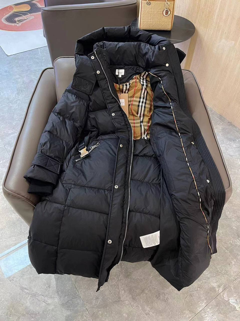 Пуховик Burberry