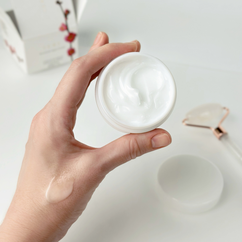 Универсальный увлажняющий крем для лица 7 в 1 ICHI Essential Aqua Cream