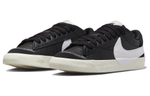 Кроссовки Nike Blazer Low '77 Jumbo (Женская размерная сетка)
