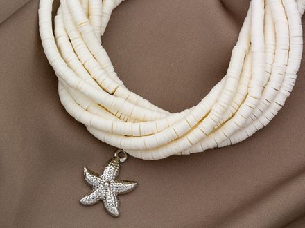 Нить каучуковых бусин 4мм, молочный