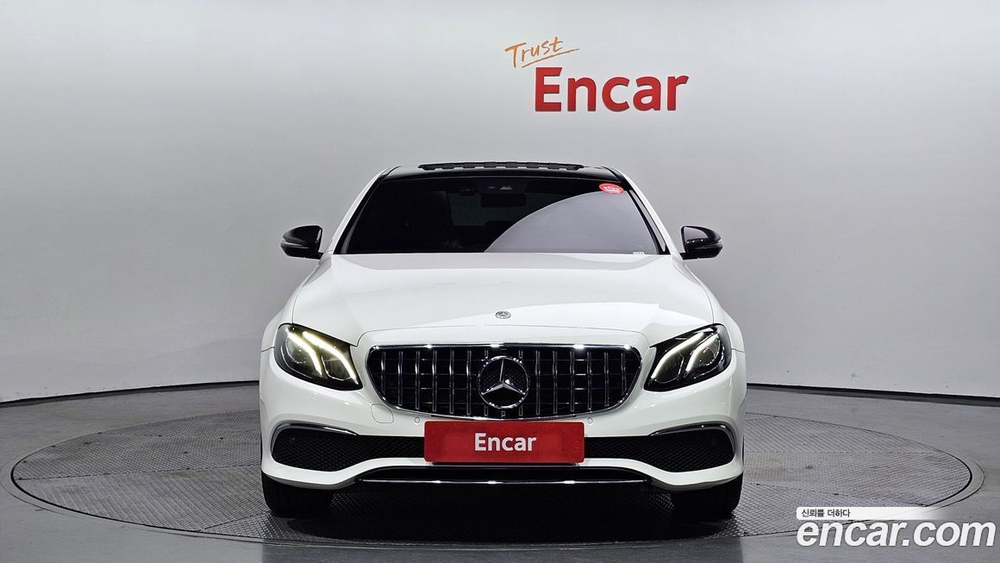 Mercedes-Benz E-Class W213 E250 Avangarde (11.2019)