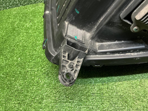 Фара правая Tank 500 (2021-н.в.) LED