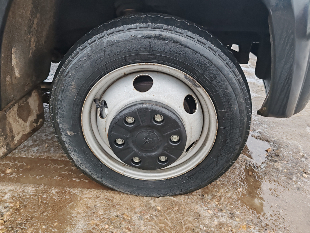 UAZ Profi 236031-151-08 (Евроборт, Бензин/Газ, 2,7 л, 110 л.с.)