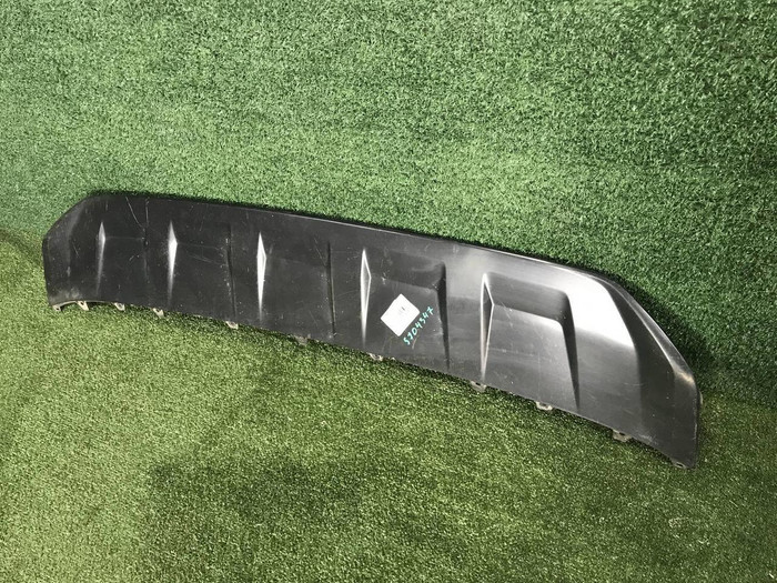 Накладка переднего бампера Audi Q7 2 (2015-2019)