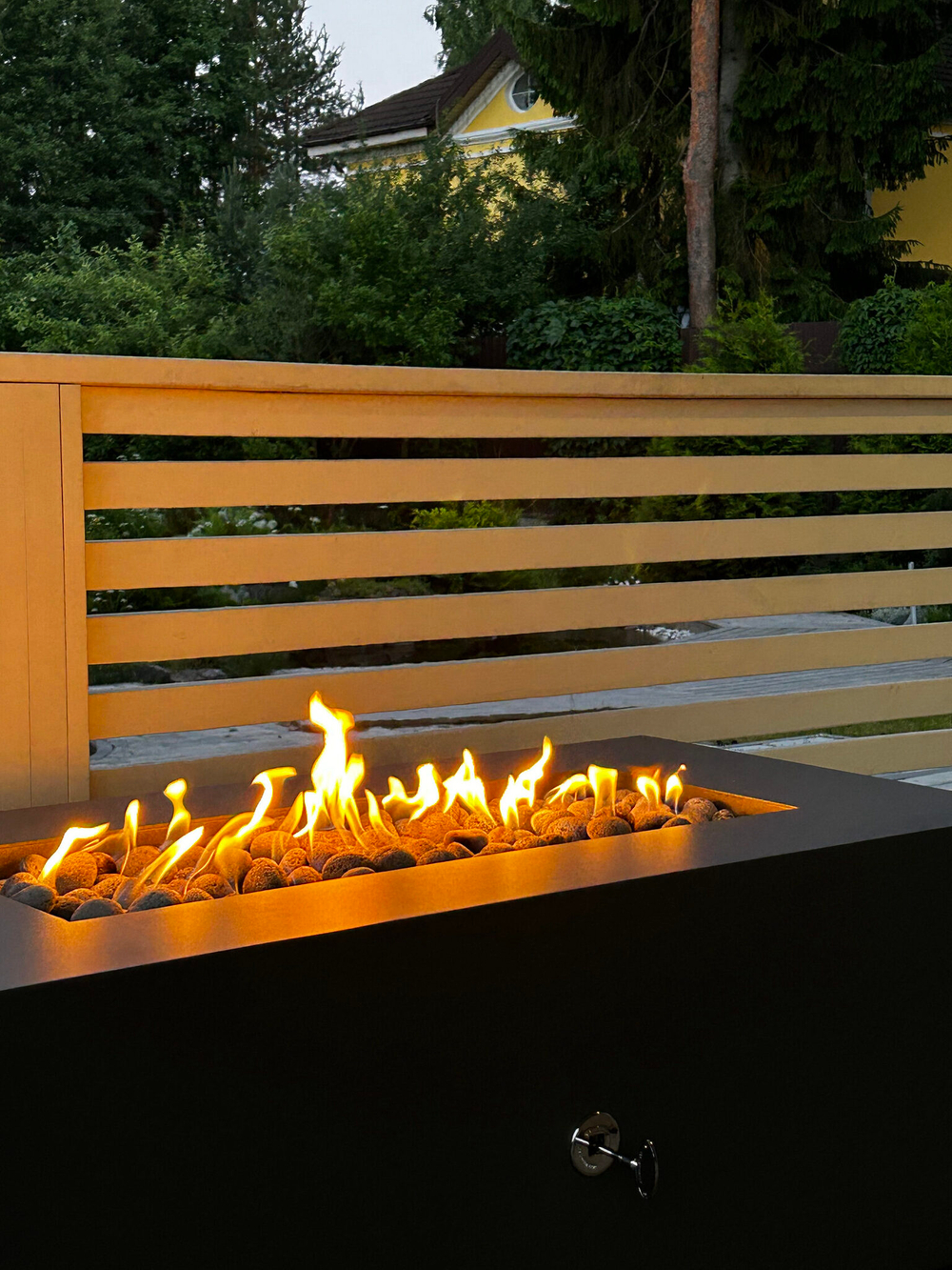 Уличный газовый стол-камин AngelsFire LIDO 120 серая умбра