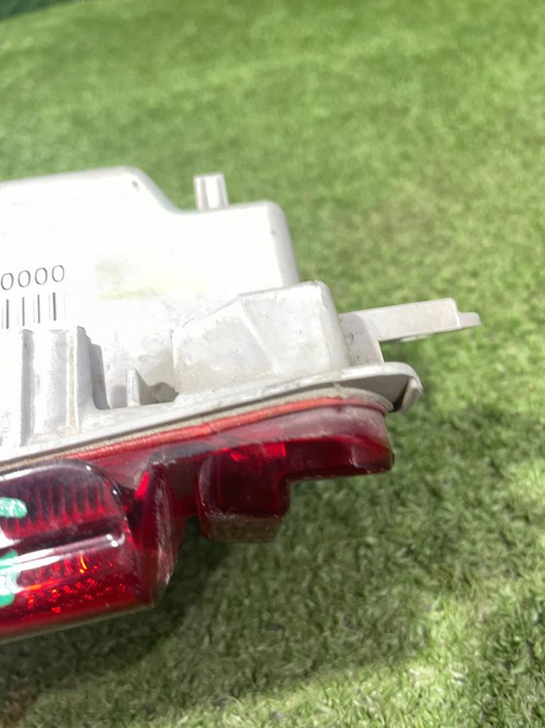ПТФ левый Toyota Land Cruiser 200 (2015-2021)