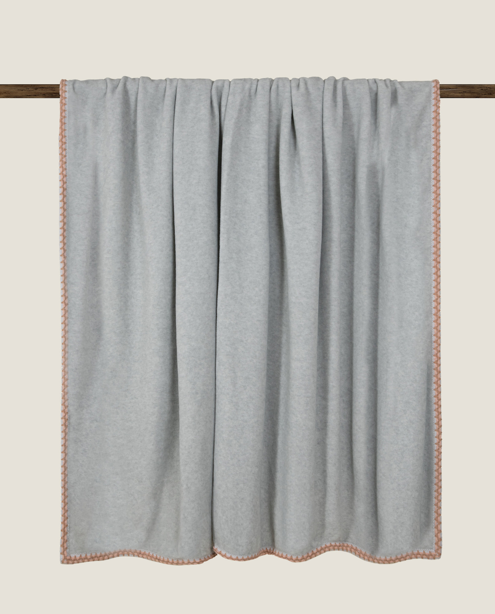 Покрывало двуспальное 220х260 Frati Home Soft Bamboo Grigio Perla серый