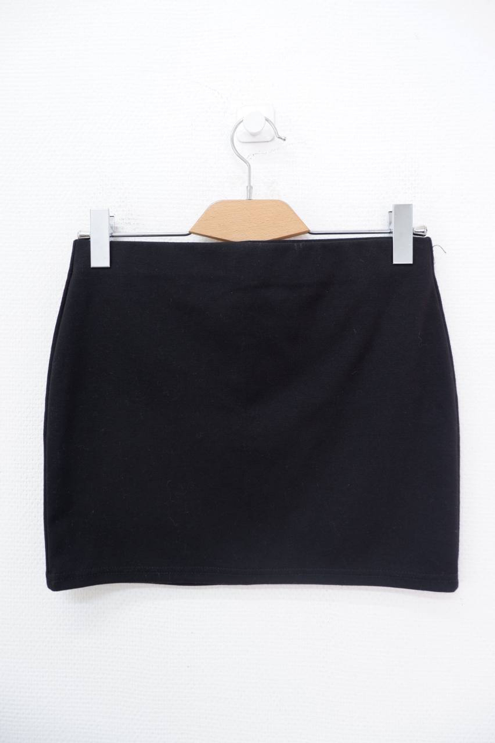 Юбка Gloria Jeans классическая черная 46 размер