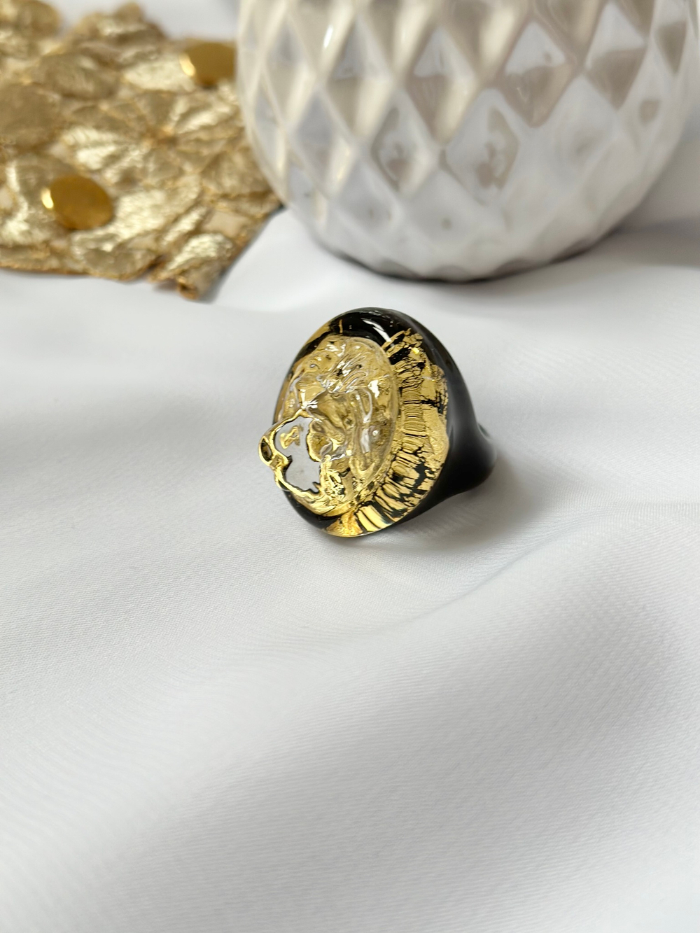 Кольцо лев 12