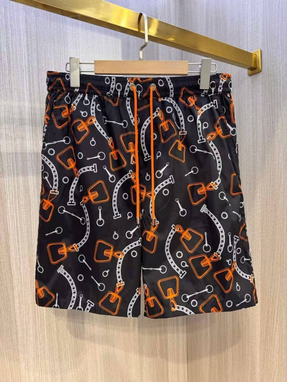 Шорты Hermes