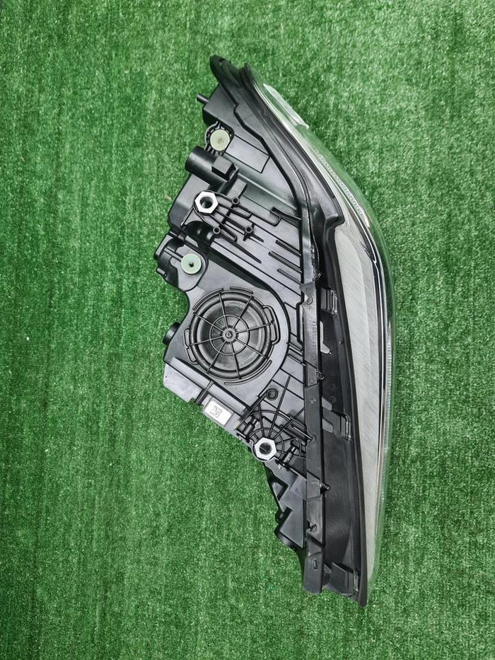 Фара левая BMW 5er G30 (2017-2020) Adaptive LED