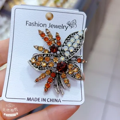 Броши Jewelry - арт347