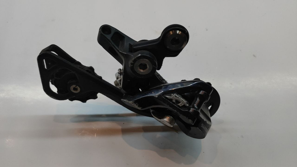 Переключатель на велосипед Shimano Deore XT RD-M781 (задний) z0095