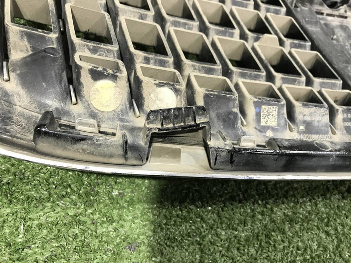 Решетка радиатора Mercedes S x222 (2017-2020) Maybach