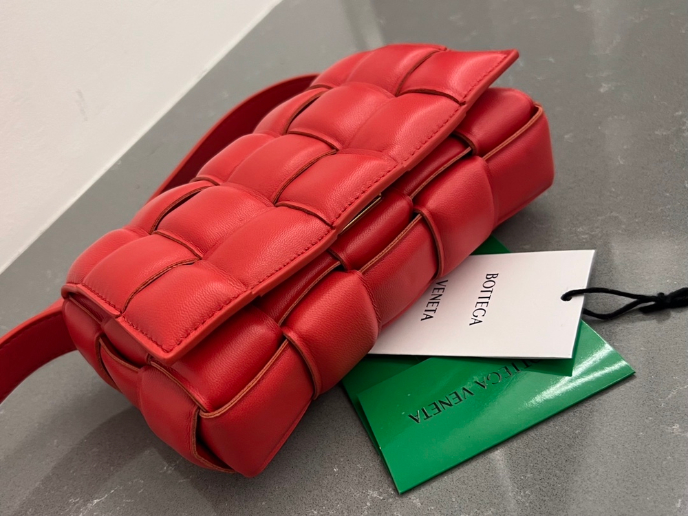 Bottega Veneta Small Padded Cassette 19 cm
