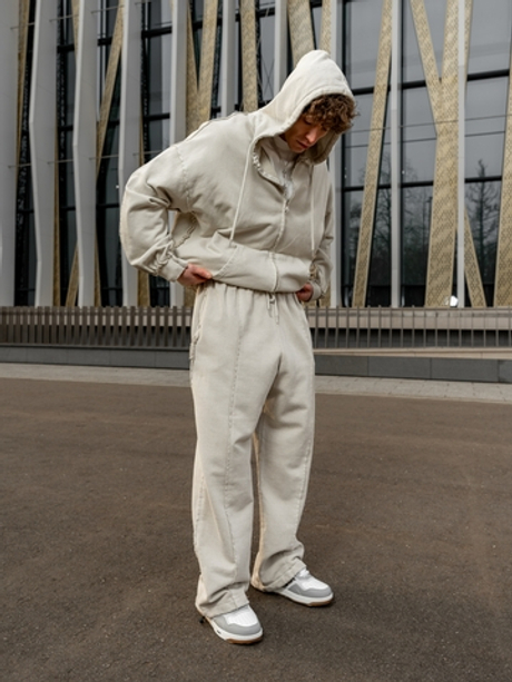 Бежевые спортивные брюки The Puh