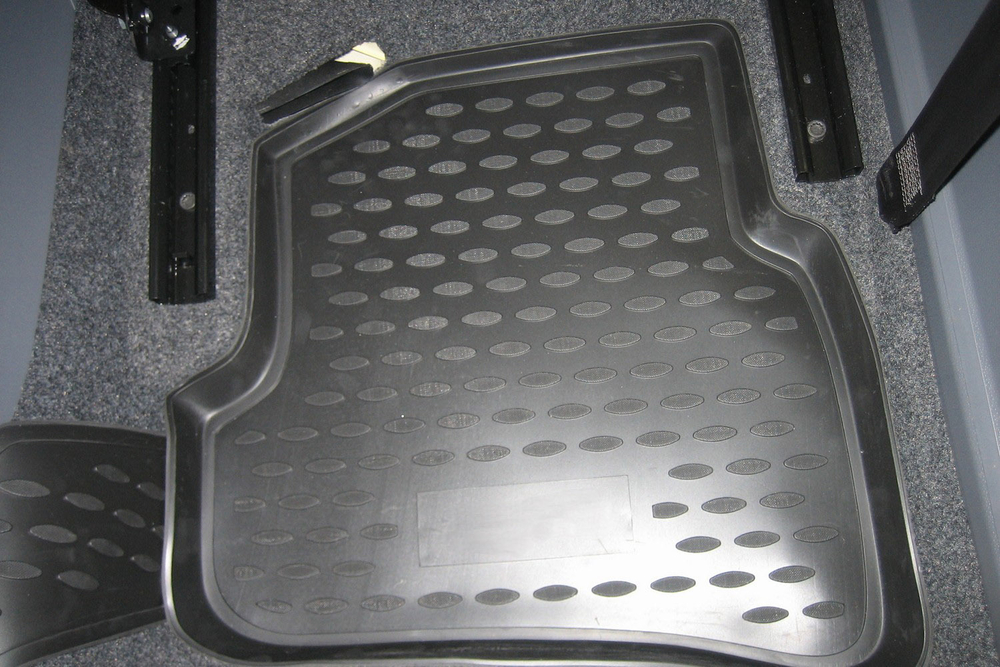 Коврики Standard, в салон SEAT Ibiza 2008-  ун., 4 шт. (полиуретан, чёрные) Element.NLC.44.03.210