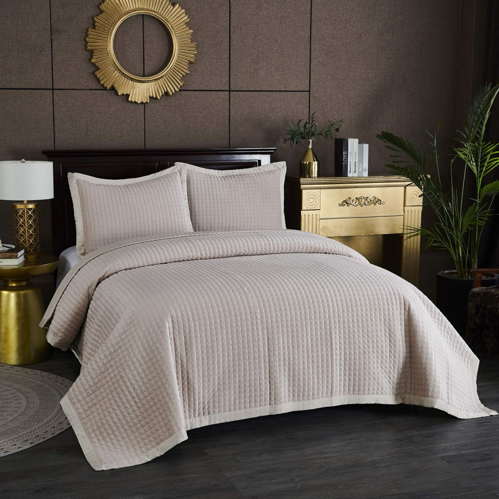 Покрывало 160х220 и наволочка 50х70 Sofi De MarkO Лоретта Молоко