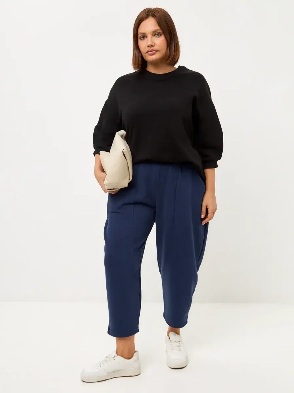 Брюки бананы утепленные с начесом широкие