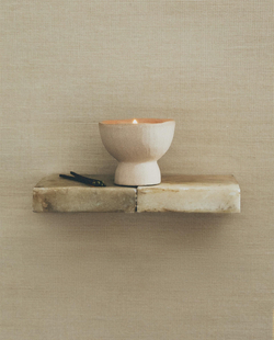 Zara Home - Ароматическая свеча sacred woods, 65 г