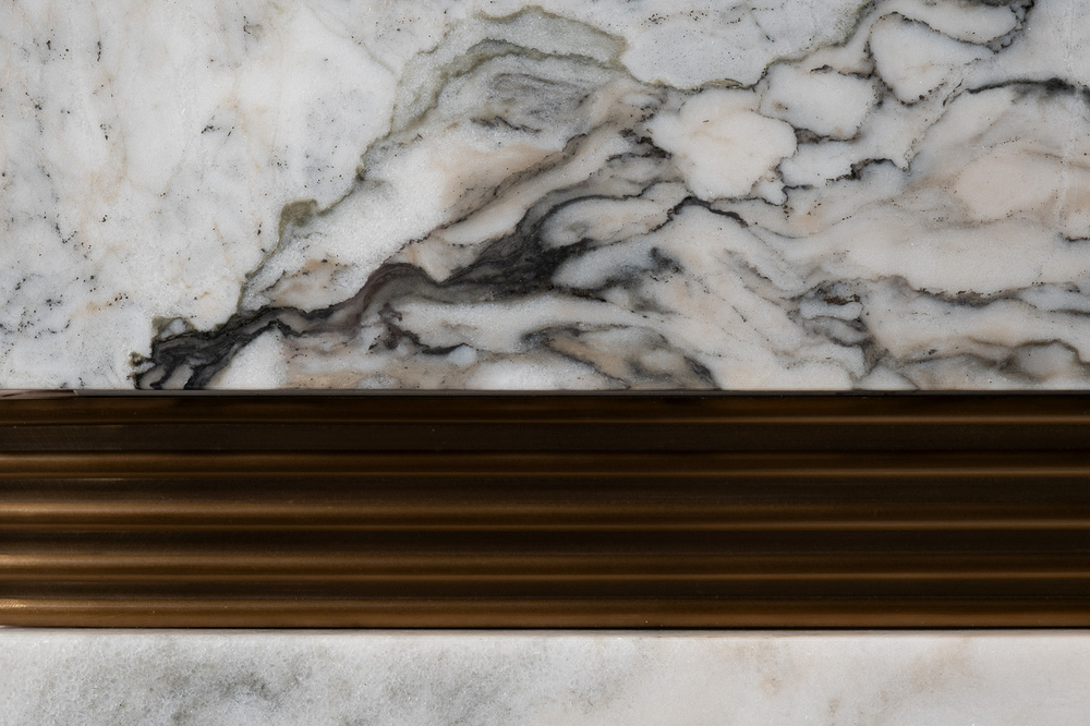 Тумба под телевизор Garda Decor 220*42*50 см