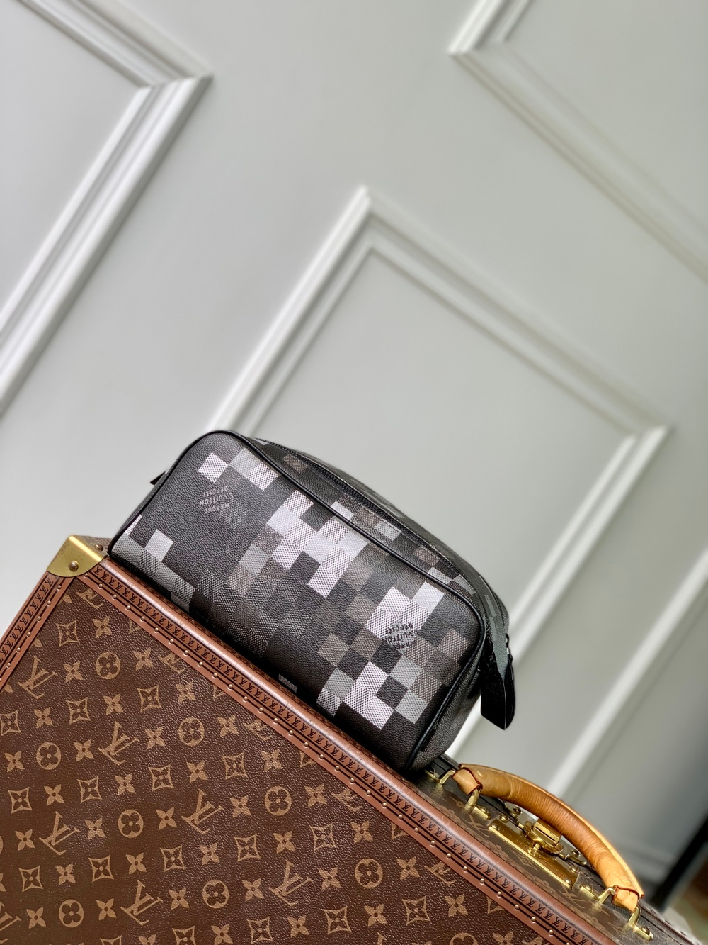 Louis Vuitton Dopp Kit Toilet Pouch