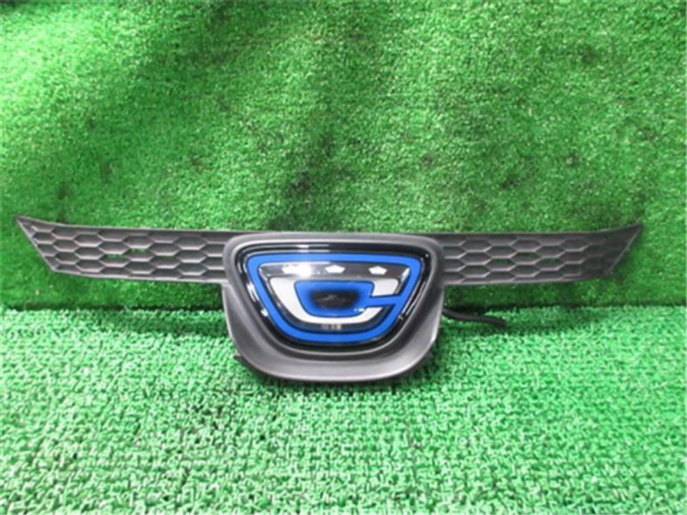 решетка радиатора Toyota Corolla ZWE211 214 2022