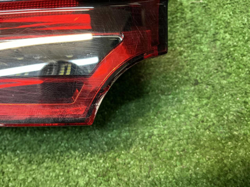 Фонарь правый внутренний Porsche Cayenne 958 14-18