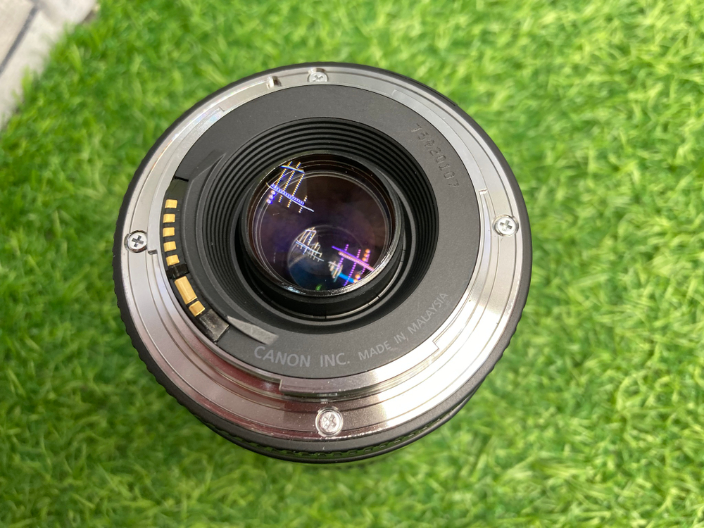 Canon EF 75-300mm 4-5.6 III
