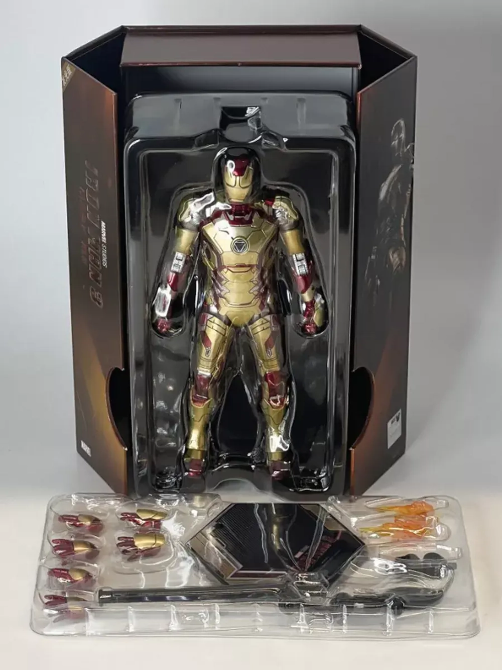 Фигурка Железный человек Марвел ZD Toys 1907-42 Mark 42 свет