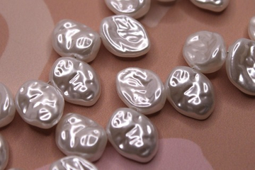 Бусины имитация жемчуг 16х12 мм