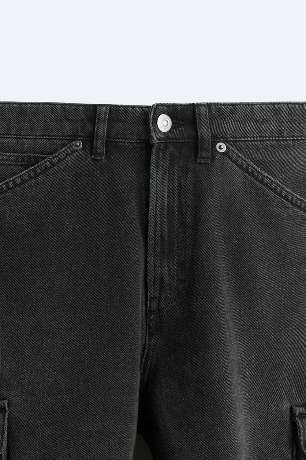 ZARA ДЖИНСОВЫЕ ШОРТЫ-КАРГО-БЕРМУДЫ, ЧЕРНЫЙ