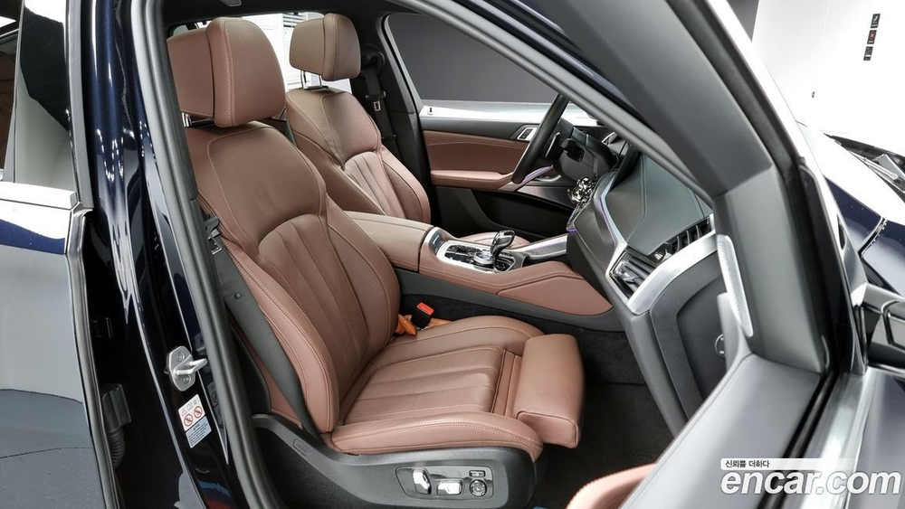 BMW X6 (G06) xDrive40i M Sports (10.2021)