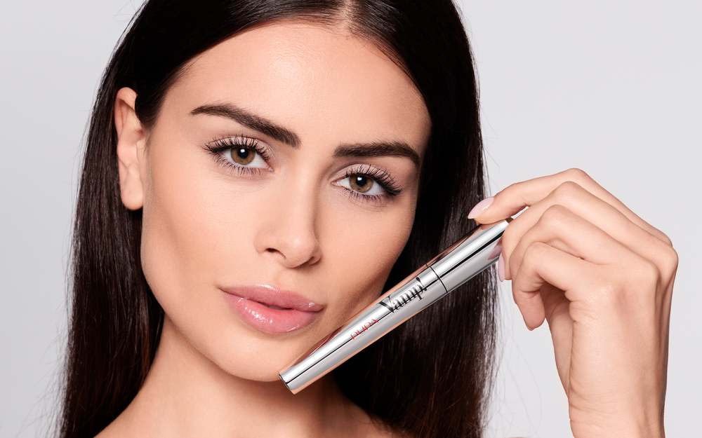 VAMP! DEFINITION MASCARA Тушь для Огромного объёма, очерченные и разделённые ресницы