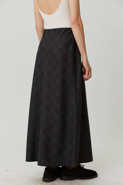 Юбка макси в темно-серую клетку из шерсти