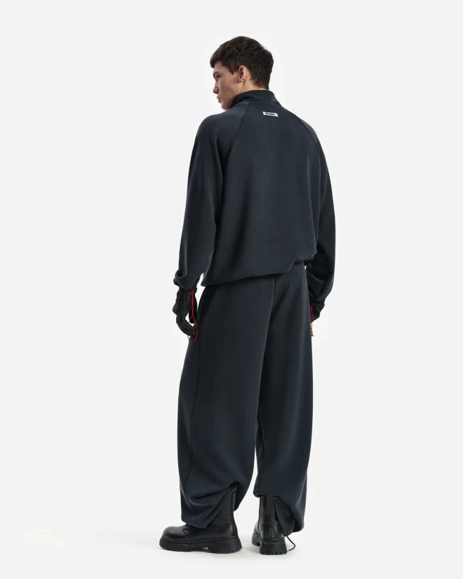 Свитшот из модала черный