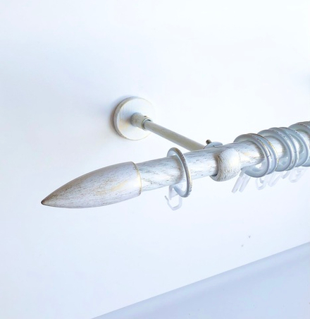 Карниз кованый витой для штор "Пуля" d20 мм однорядный, цвет белое золото