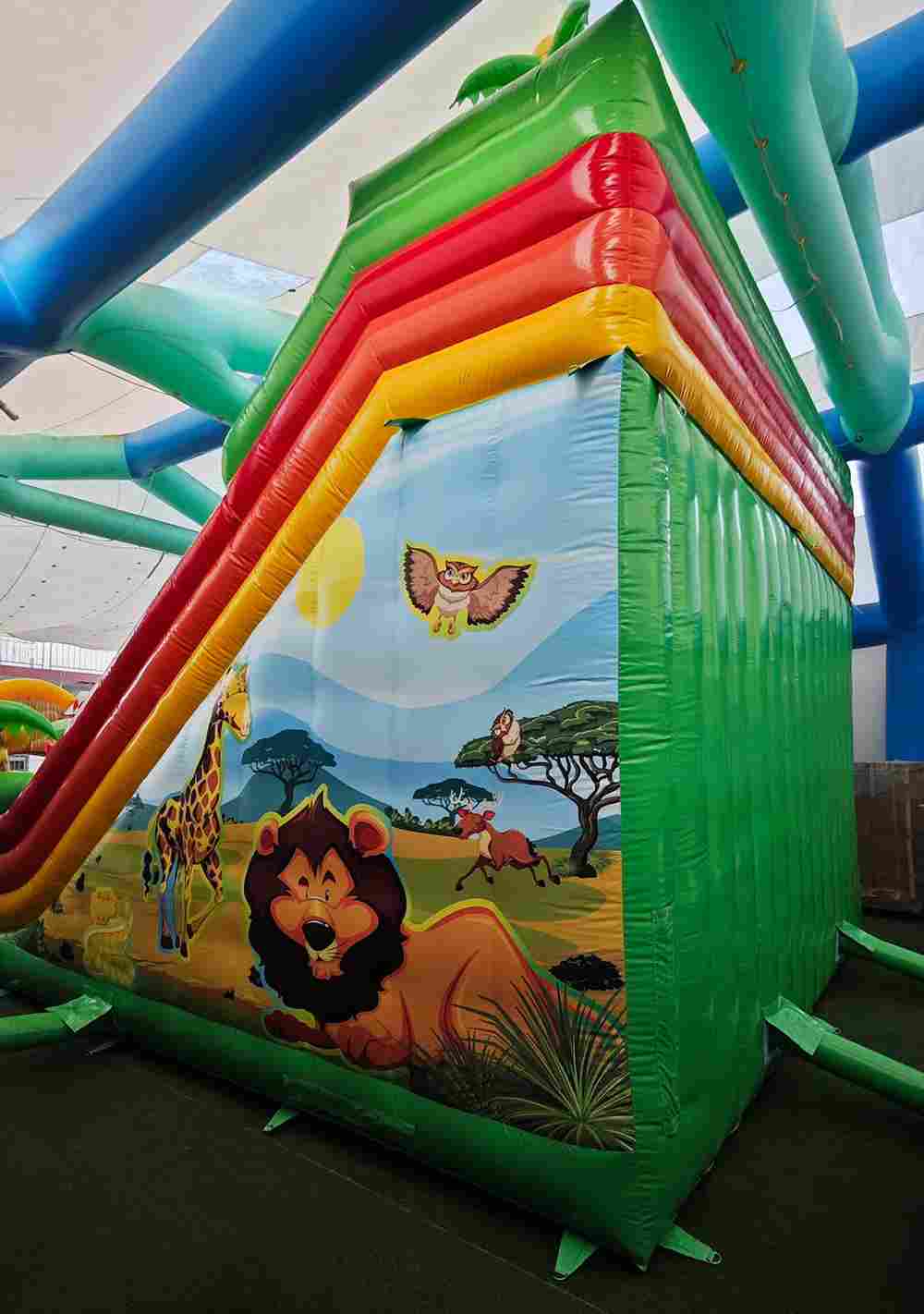 Коммерческий надувной батут «Мир Сафари», 14*7*7,5 м