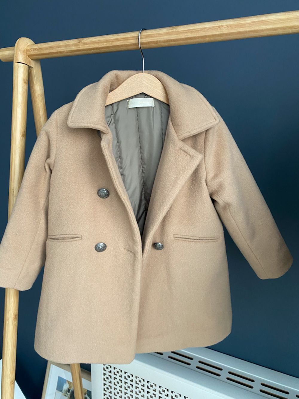 Пальто Dami Ami, 104